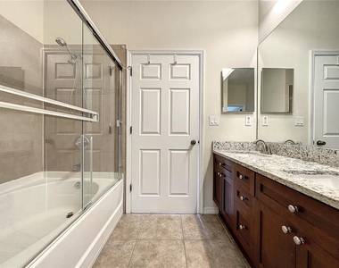 11564 Mizzon Drive - Photo Thumbnail 11