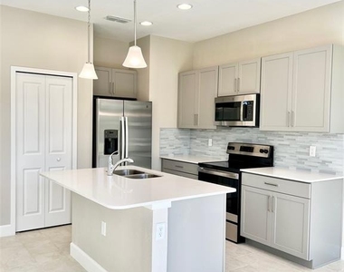 1398 Captiva Cove - Photo Thumbnail 8
