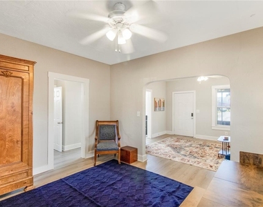 702 Nw 2nd Avenue - Photo Thumbnail 7