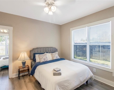 702 Nw 2nd Avenue - Photo Thumbnail 20