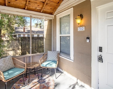 702 Nw 2nd Avenue - Photo Thumbnail 2