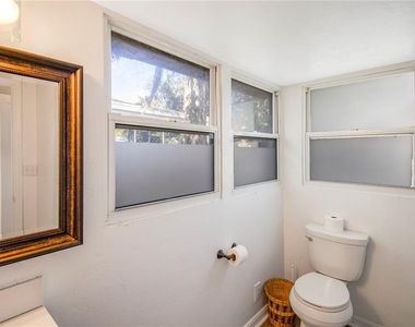 702 Nw 2nd Avenue - Photo Thumbnail 12