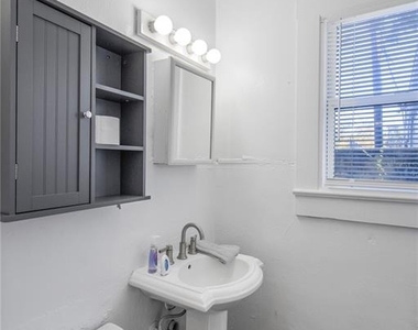 702 Nw 2nd Avenue - Photo Thumbnail 23