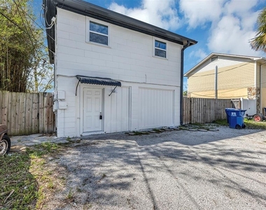2027 30th Avenue N - Photo Thumbnail 2