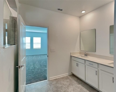 2822 Fitness Street - Photo Thumbnail 8
