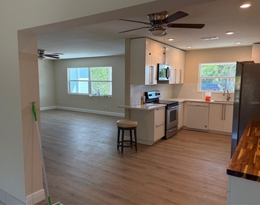 201 Palmetto Road - Photo Thumbnail 9