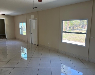 201 Palmetto Road - Photo Thumbnail 10