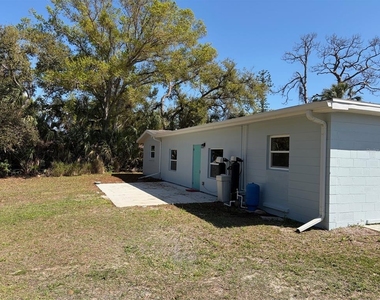 201 Palmetto Road - Photo Thumbnail 2