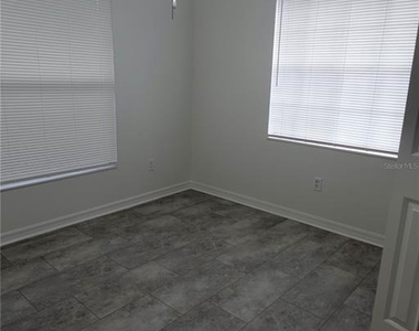 540 W Comstock Avenue - Photo Thumbnail 11
