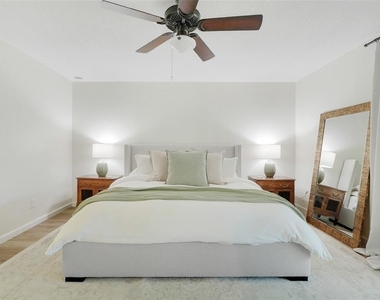 30024 Tavares Ridge Boulevard - Photo Thumbnail 16