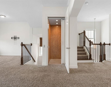 2703 Morning Light Court - Photo Thumbnail 27