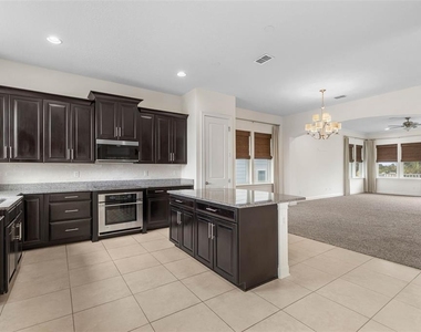 2703 Morning Light Court - Photo Thumbnail 15