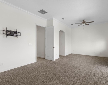 2703 Morning Light Court - Photo Thumbnail 30