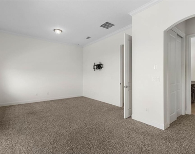 2703 Morning Light Court - Photo Thumbnail 29