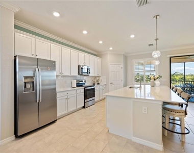 10817 Tarflower Drive - Photo Thumbnail 11