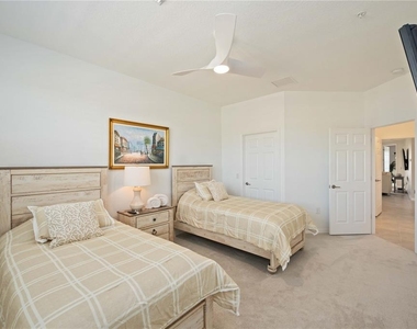 10817 Tarflower Drive - Photo Thumbnail 22