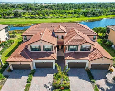 10817 Tarflower Drive - Photo Thumbnail 59