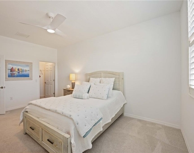 10817 Tarflower Drive - Photo Thumbnail 18