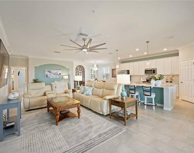 10817 Tarflower Drive - Photo Thumbnail 14