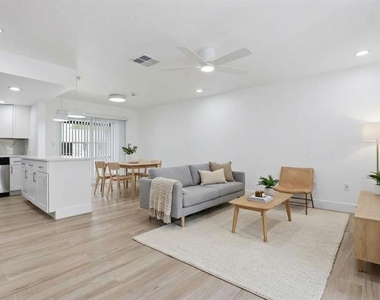 4460 Oakley Street - Photo Thumbnail 16