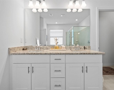 1889 Saddlewood Cir - Photo Thumbnail 15