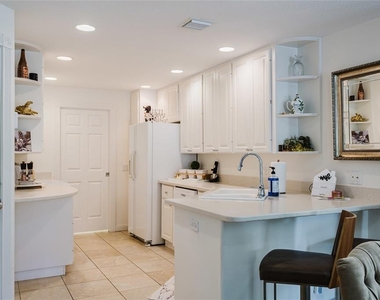 1564 Napoli Drive W - Photo Thumbnail 9
