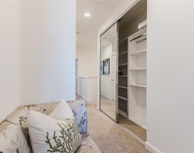 1564 Napoli Drive W - Photo Thumbnail 24