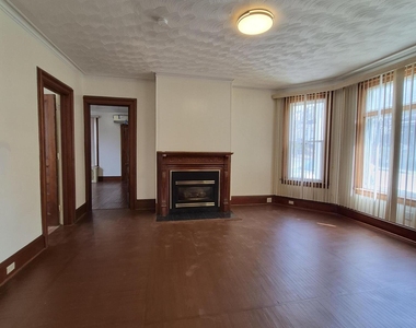 109 Salem Avenue - Photo Thumbnail 2