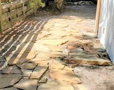 2541 Floyd Street - Photo Thumbnail 14