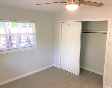 2541 Floyd Street - Photo Thumbnail 8