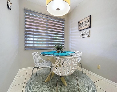 3506 54th Drive W - Photo Thumbnail 7