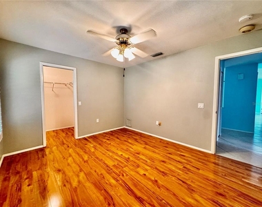 3601 Garden Lakes Clenet - Photo Thumbnail 12