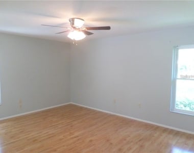 3601 Garden Lakes Clenet - Photo Thumbnail 7