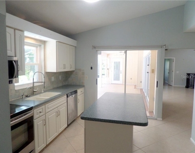 3601 Garden Lakes Clenet - Photo Thumbnail 7