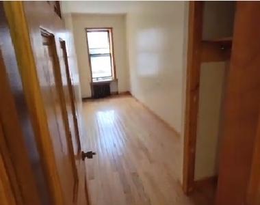 45 Catherine Street - Photo Thumbnail 4