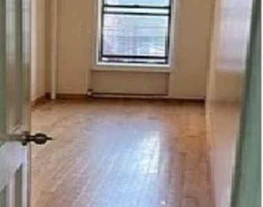 45 Catherine Street - Photo Thumbnail 6
