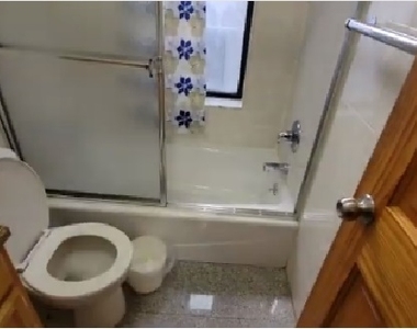 45 Catherine Street - Photo Thumbnail 3