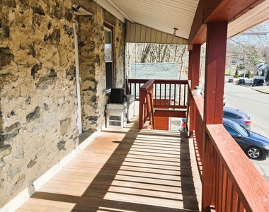 73 Woodbridge Avenue - Photo Thumbnail 3