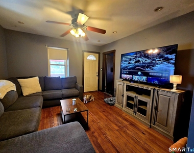 73 Woodbridge Avenue - Photo Thumbnail 4