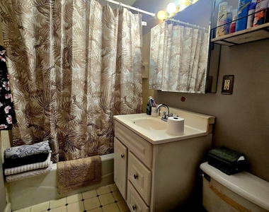 73 Woodbridge Avenue - Photo Thumbnail 9