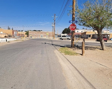 623 Ne Davis Street - Photo Thumbnail 7