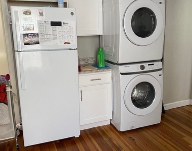 407 West Street - Photo Thumbnail 11