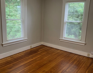 407 West Street - Photo Thumbnail 8