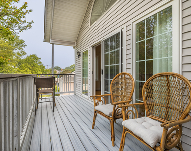 916 Reef Road - Photo Thumbnail 2