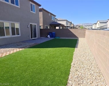 6614 Palmer Crest Street - Photo Thumbnail 35