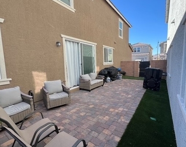 2737 Abrantes Place - Photo Thumbnail 8