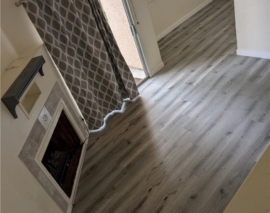 4440 Woodpine Drive - Photo Thumbnail 9
