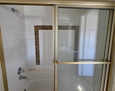 4300 N Lamont Street - Photo Thumbnail 17