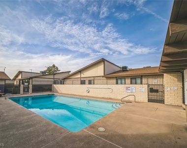 5733 Smoke Ranch Road - Photo Thumbnail 12