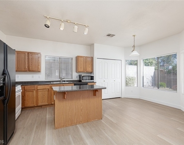 408 Madison Taylor Place - Photo Thumbnail 13